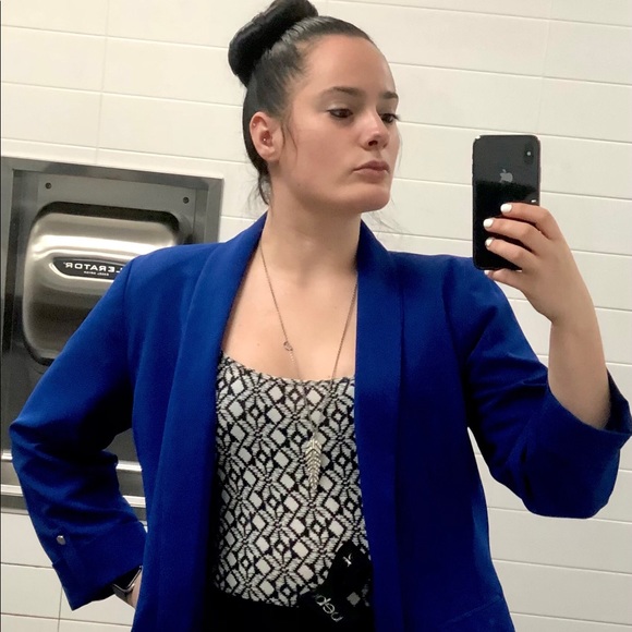 Meet your Posher, Monika - Picture 4 of 8